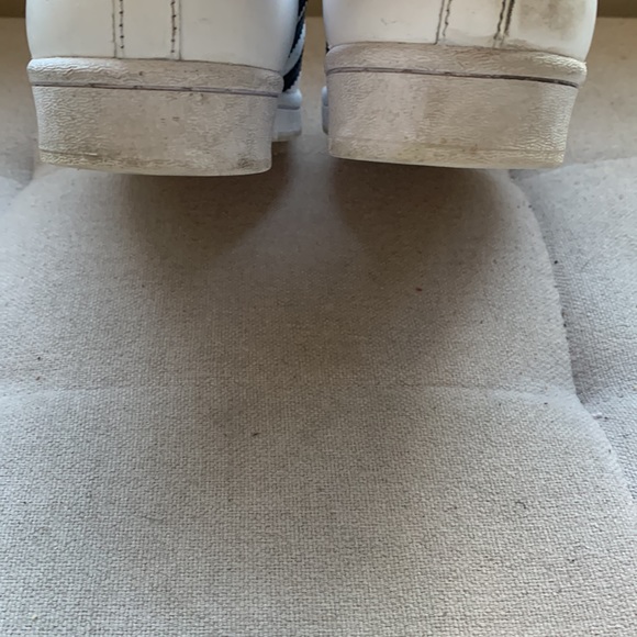 Adidas Stan Smith VS. Superstar Shell Toe Sneakers Size 5.5 - Picture 8 of 16